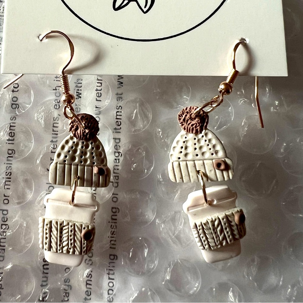 Cozy sweater earrings! - Picture 2 of 2